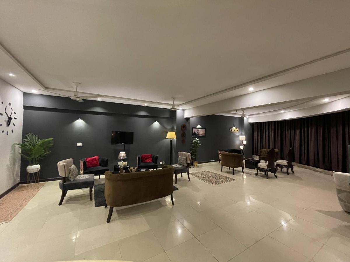 Freddy'S Luxury Family Apartments Ісламабад Екстер'єр фото